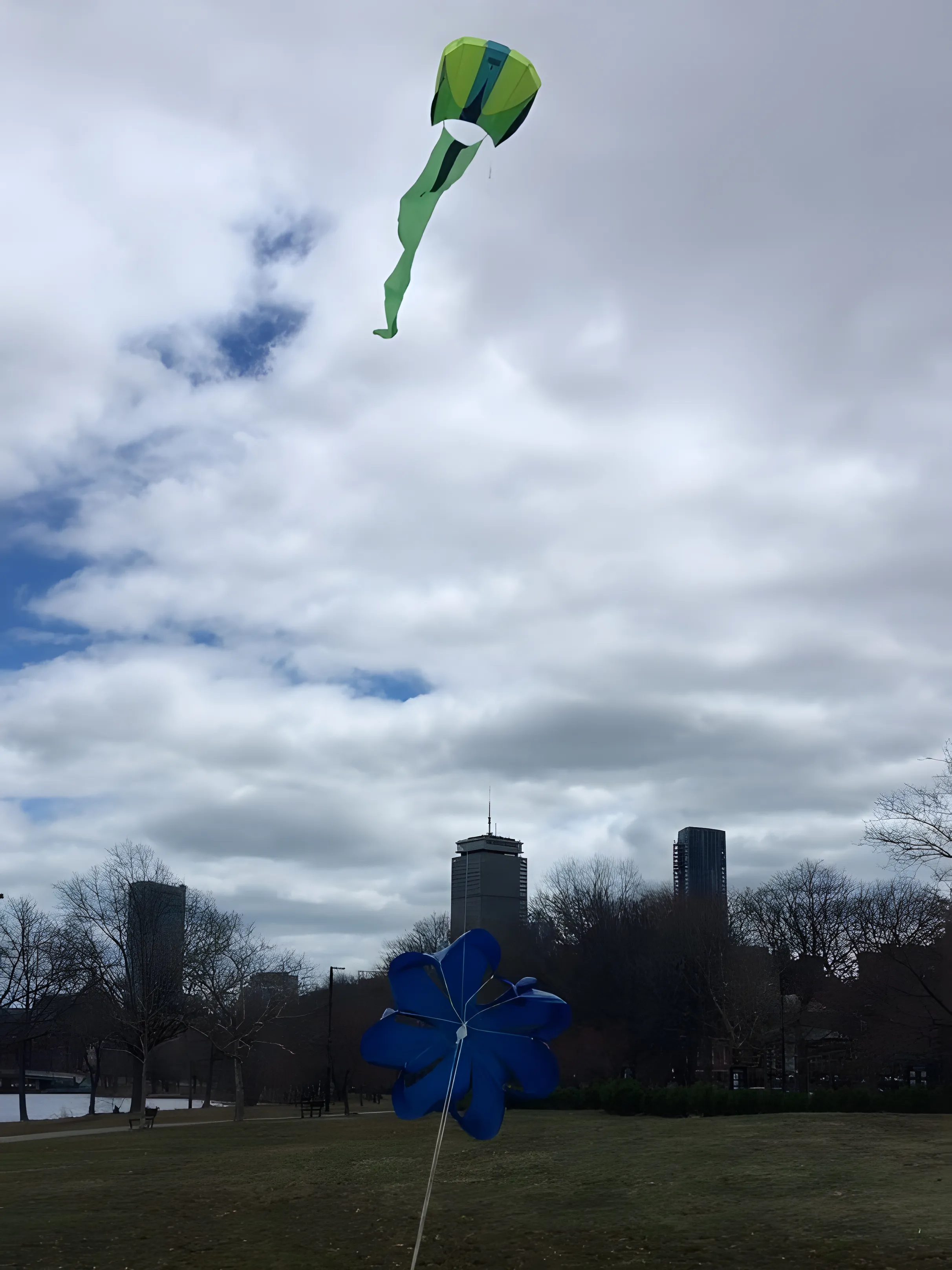 An outdoor test of the airborne wind turbine.